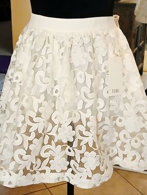 TOBI White Lace Skater Skirt, L, NWT